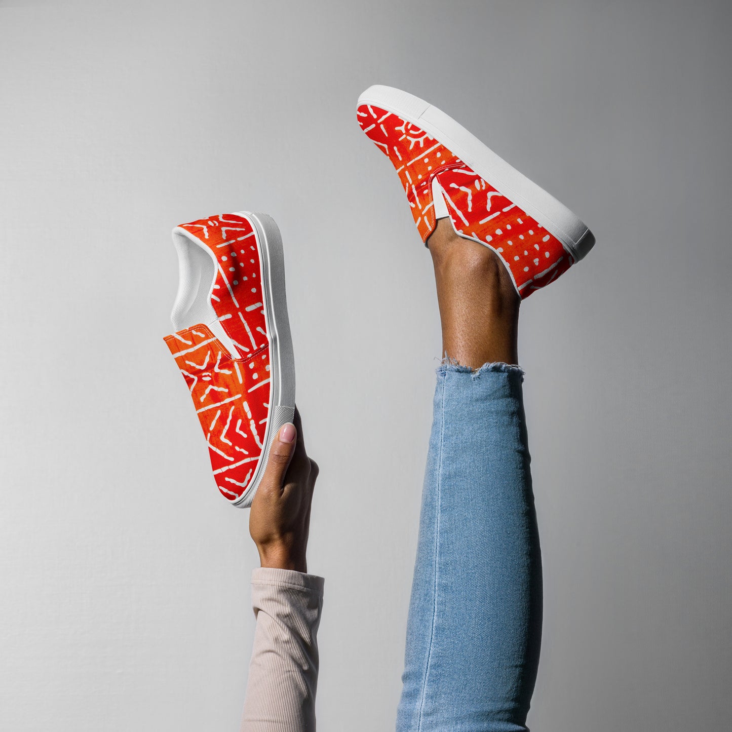 Aquila Women’s slip-on canvas shoes