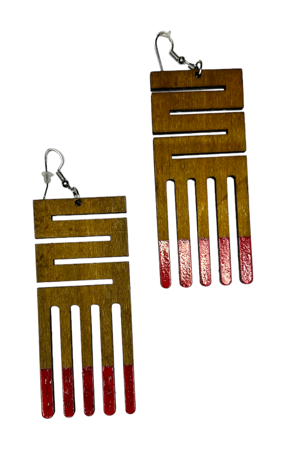 Natural wood dangling afro comb earring with maze-cut handle design and rich red teeth